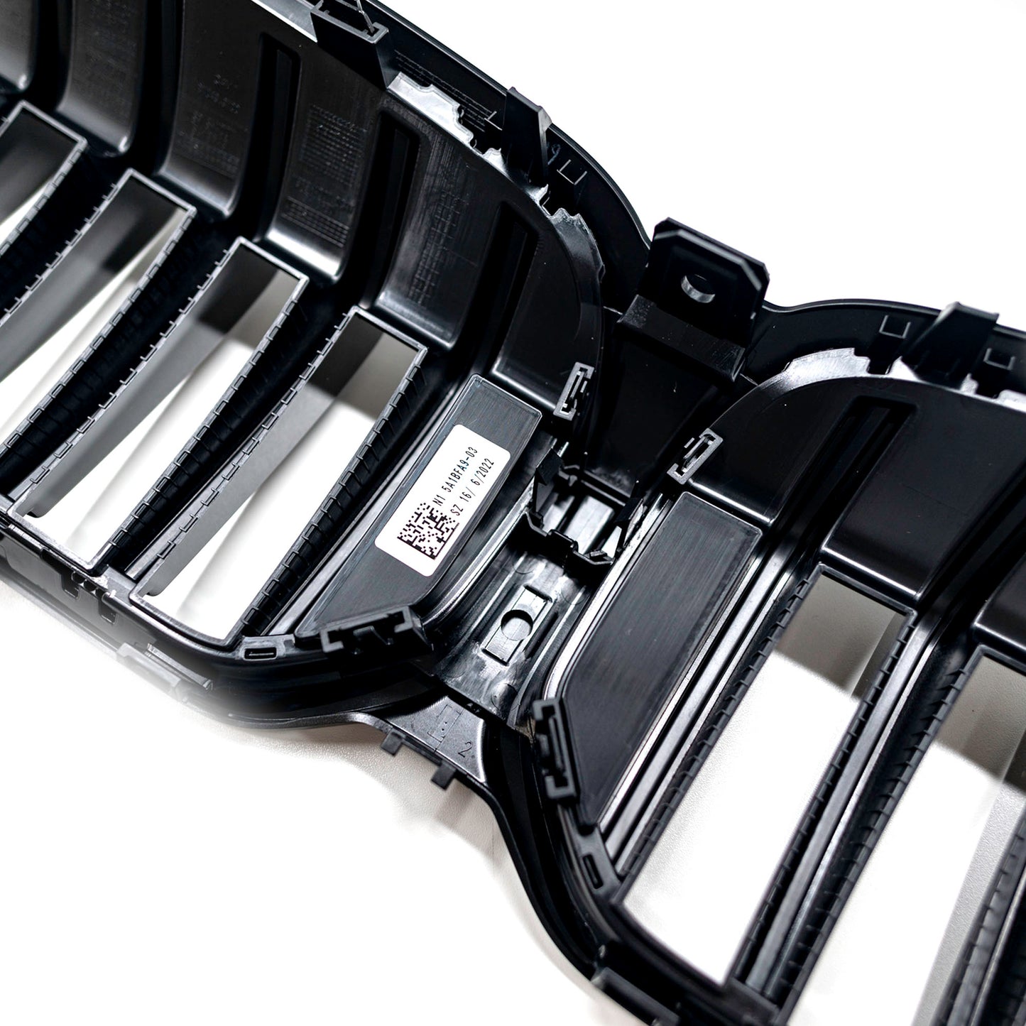 Genuine BMW LCI M340i Single Slat Kidney Grille - Shadow Line